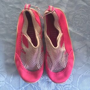 Water Shoes - Size 11/12